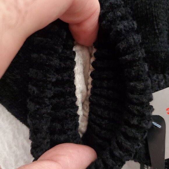 Isotoner Thinsulate Lined Gloves Soft Fuzzy Blk. Signature Casual Women One Size - Picture 13 of 14